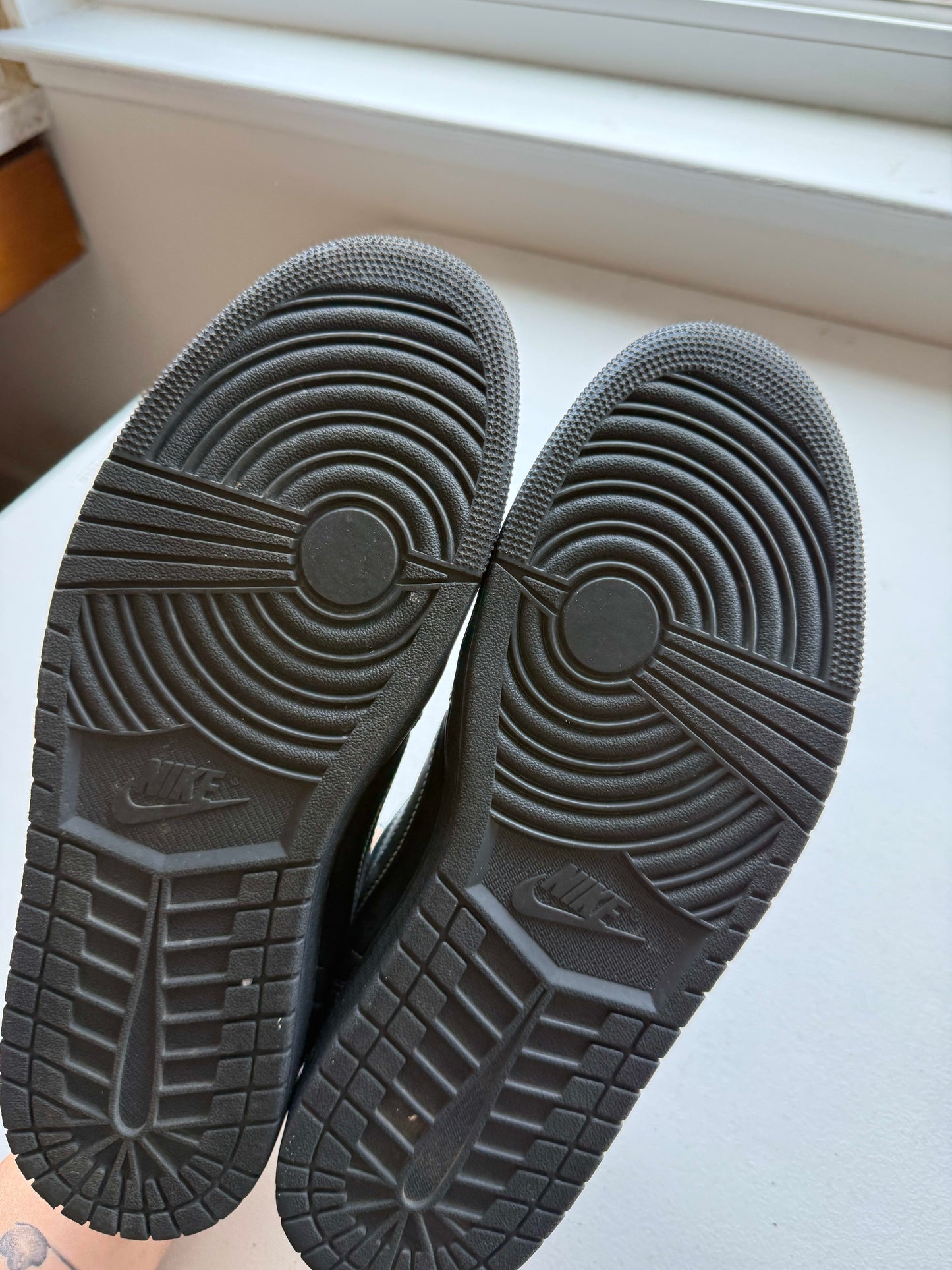 HY82 Jordan 1 Retro Low OG SP Travis Scott Black Phantom