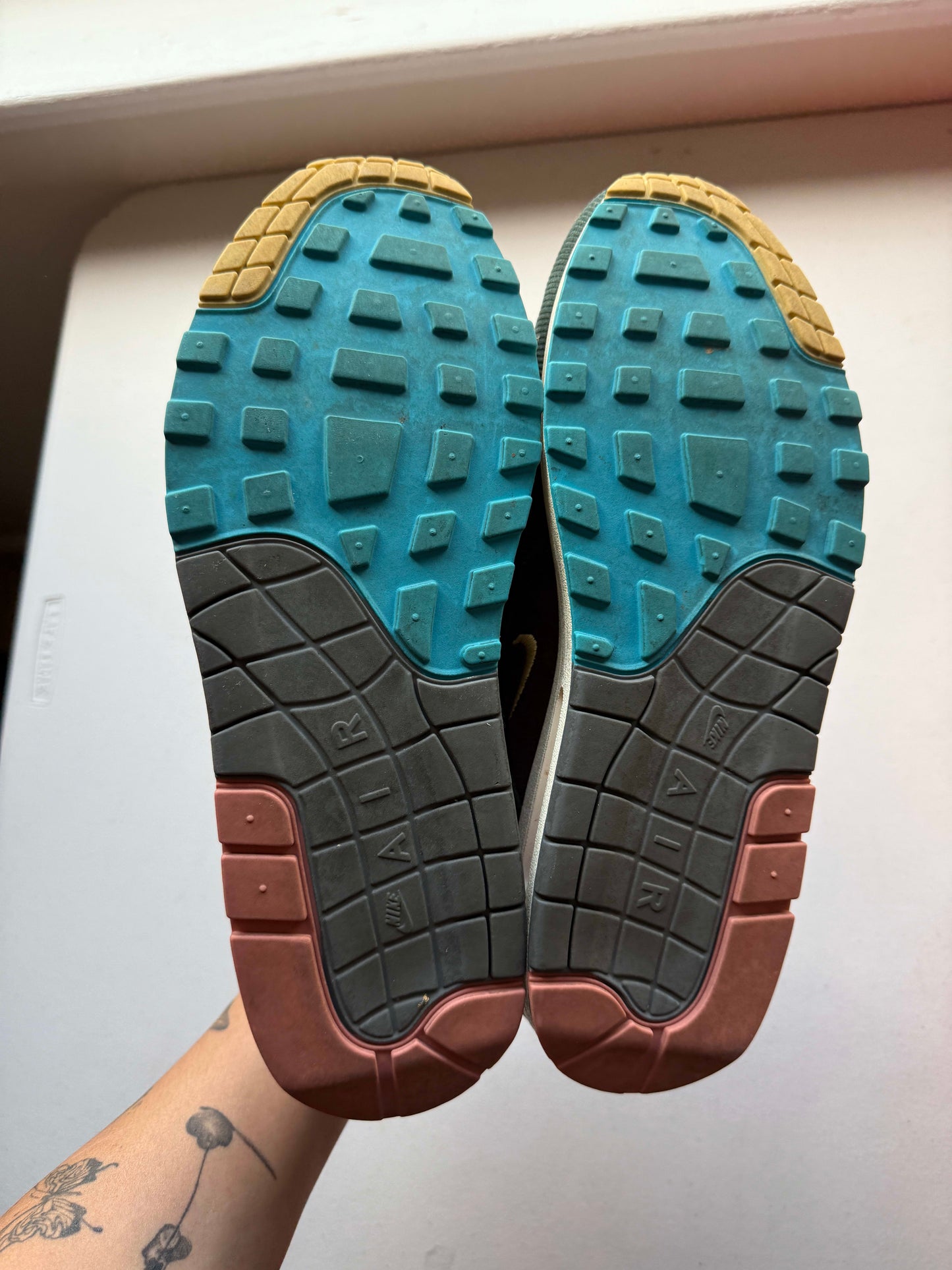HY38 Nike Air Max 1/97 Sean Wotherspoon (Extra Lace Set Only)