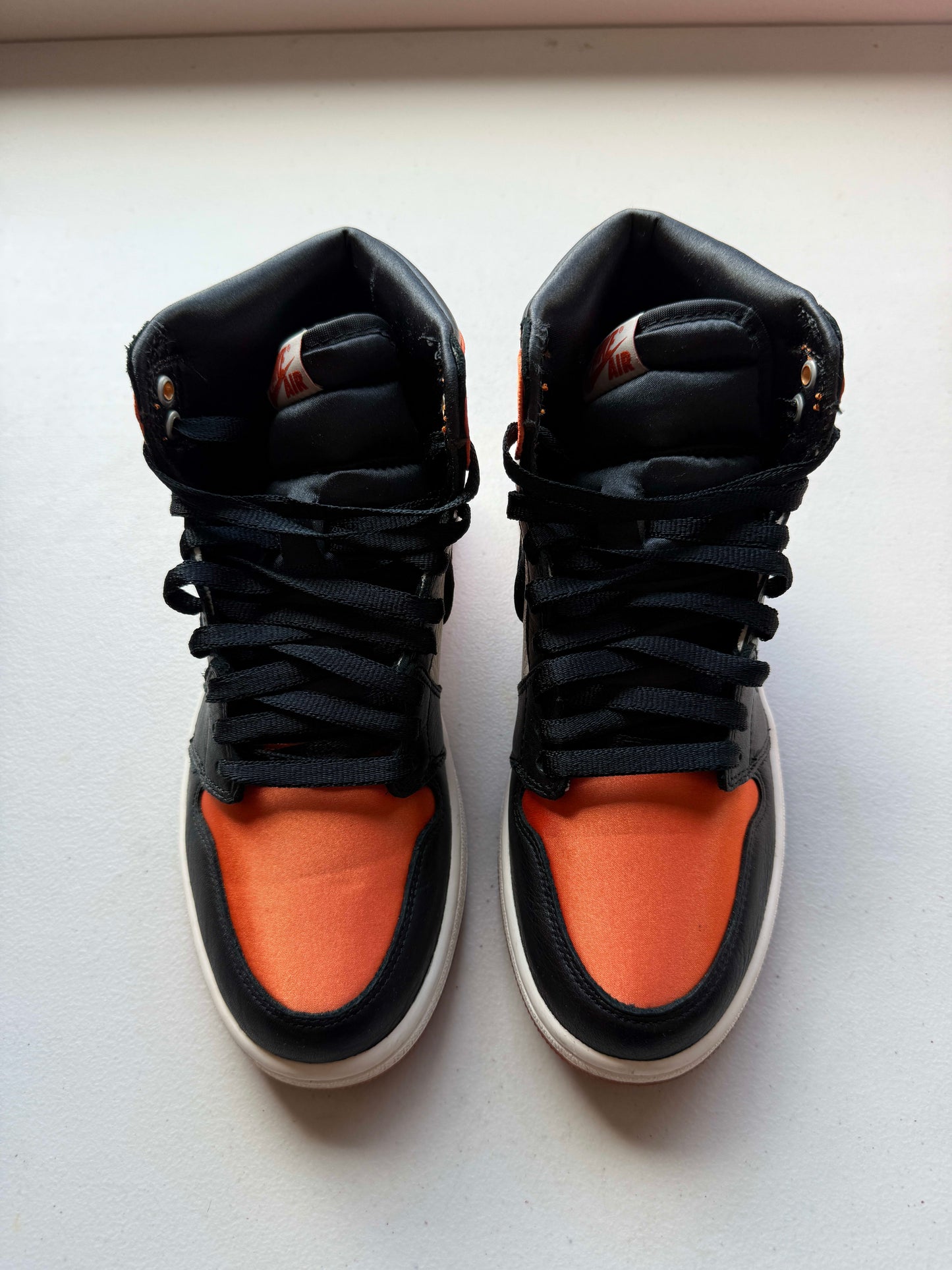HY1161 Jordan 1 Retro High OG Satin Shattered Backboard (Women's)