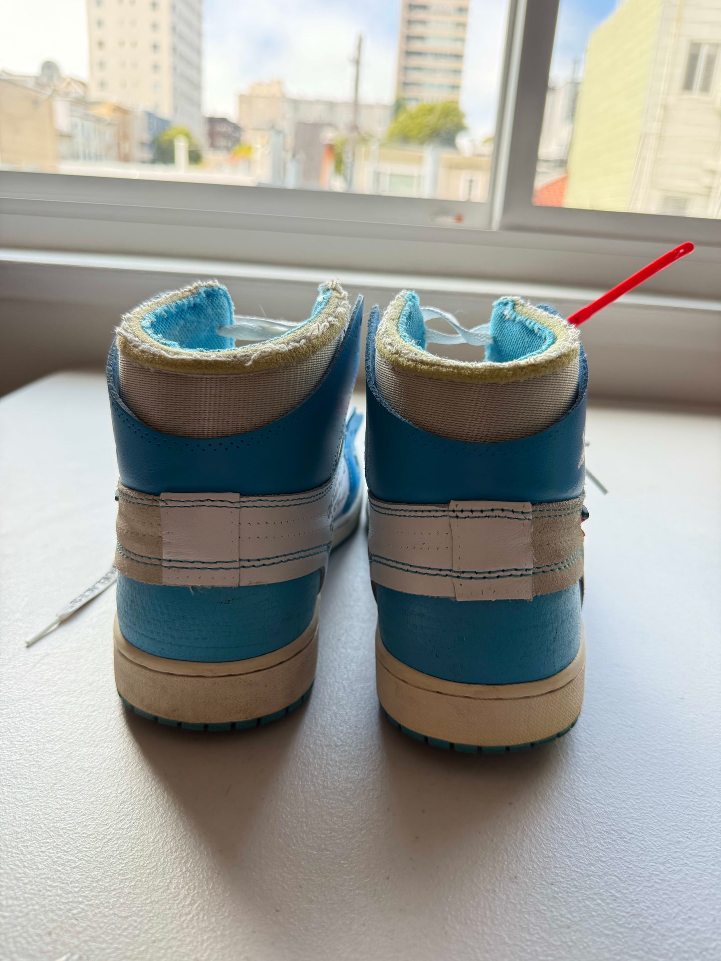 HY3271 Jordan 1 Retro High Off-White University Blue