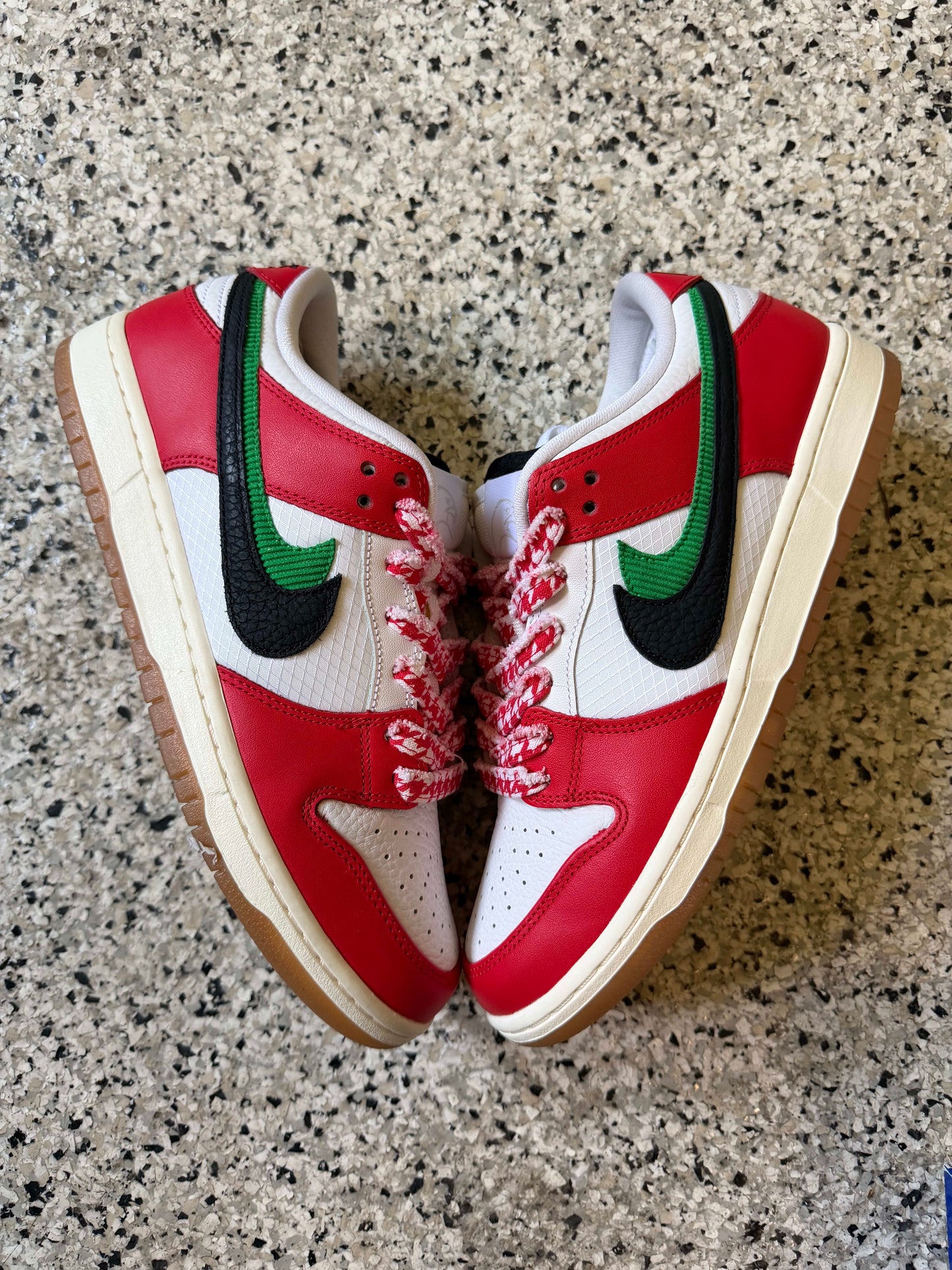 HY3370 Nike SB Dunk Low Frame Skate Habibi