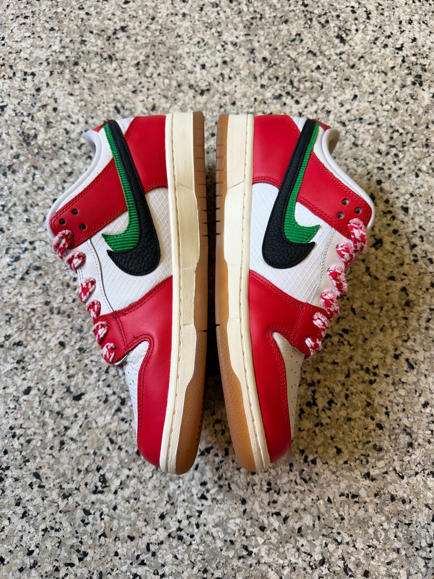 HY3370 Nike SB Dunk Low Frame Skate Habibi