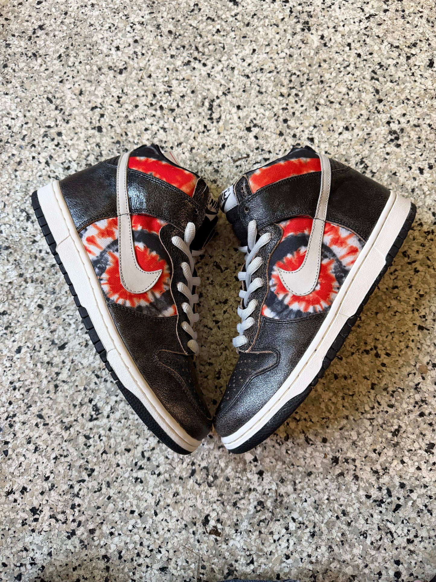 HY3368 Nike SB Dunk High HUF