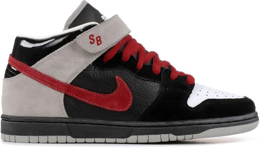 Size 8.5 Preowned Nike Dunk Mid November Rain