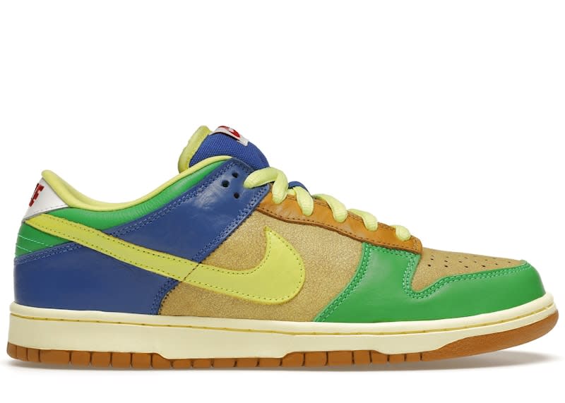 Nike SB Dunk Low Brooklyn Projects