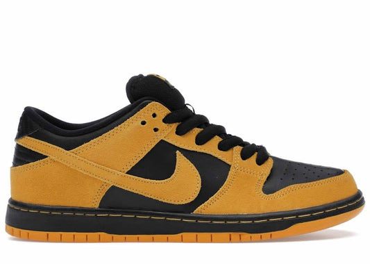Size 9 Preowned (NB) Nike SB Dunk Low Iowa