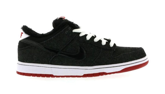 Size 9 Preowned Nike SB Dunk Low Larry Perkins