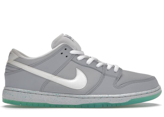 Size 9 Preowned Nike SB Dunk Low Marty McFly