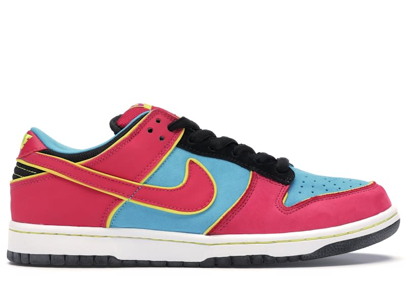 HY3608 Nike SB Dunk Low Ms. Pacman