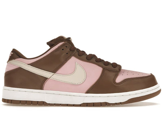 https://res.cloudinary.com/dlqdbsx2k/image/upload/v1754434774/Nike-Dunk-SB-Low-Stussy-Cherry-2005-Product_lydn30.jpg