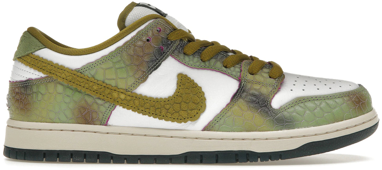 https://images.stockx.com/images/Nike-SB-Dunk-Low-Alexis-Sablone-Chameleon-Product.jpg?fit=fill&bg=FFFFFF&w=1000&fm=webp&auto=compress&q=90&dpr=2&trim=color&updated_at=1738193358