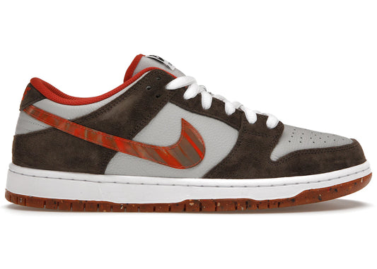 Size 9 Preowned Nike SB Dunk Low Crushed D.C.