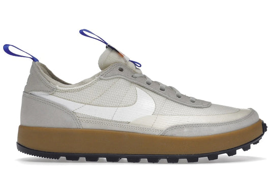 https://images.stockx.com/images/NikeCraft-General-Purpose-Shoe-Tom-Sachs-Product.jpg?fit=fill&bg=FFFFFF&w=700&h=500&fm=webp&auto=compress&q=90&dpr=2&trim=color&updated_at=1738193358