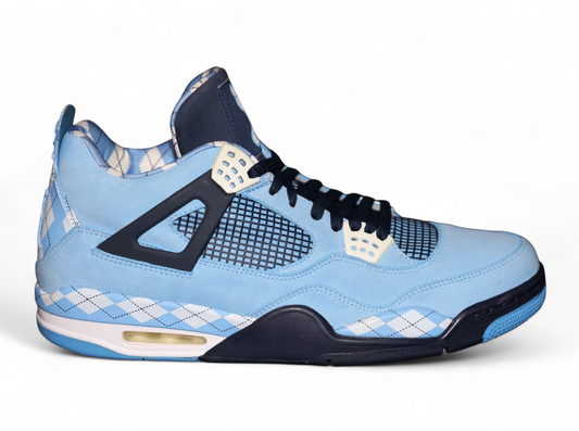 Jordan 4 Retro ‘University of North Carolina’ PE 2012
