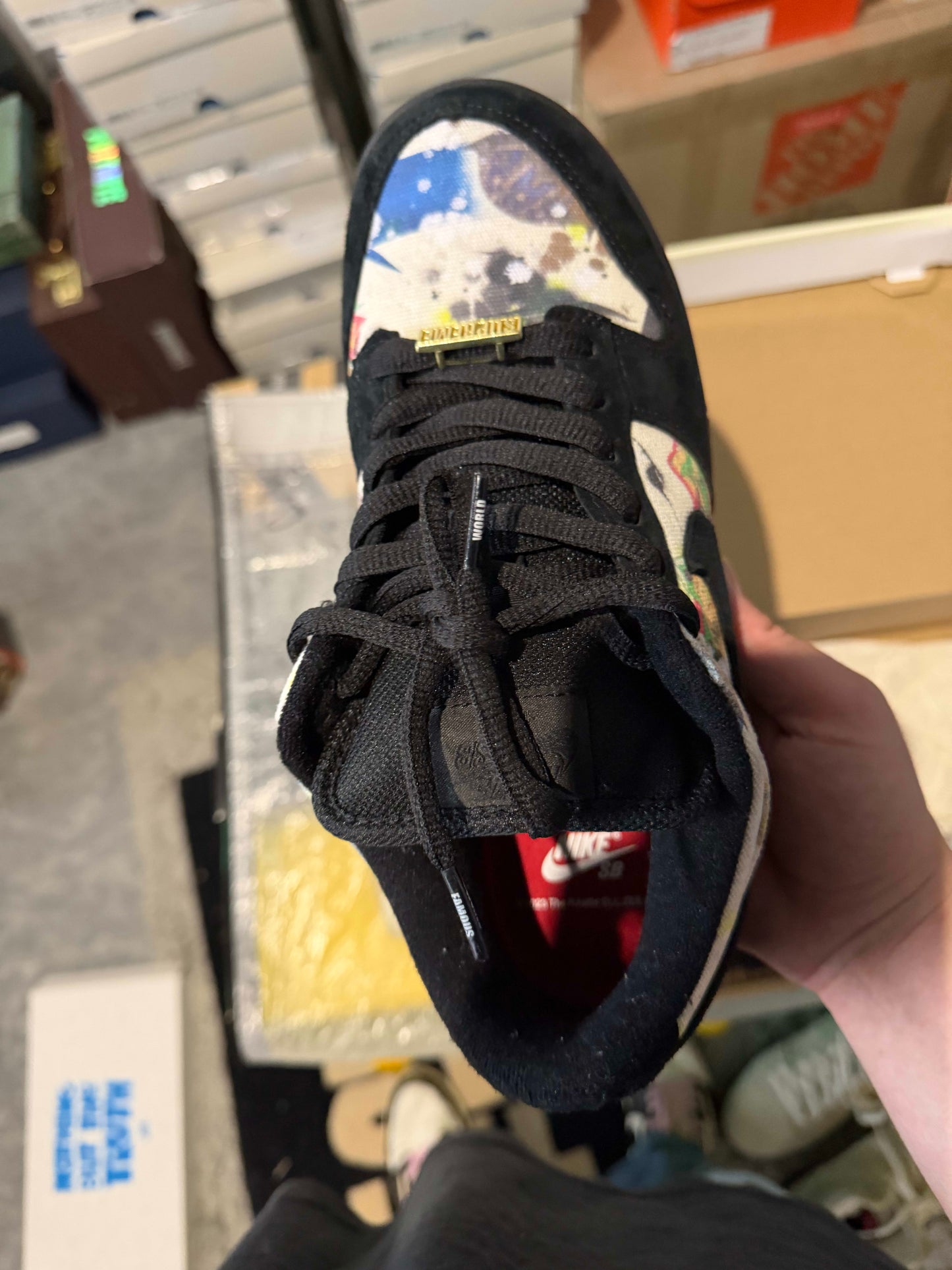 [HY1089] Nike SB Dunk Low Supreme Rammellzee
