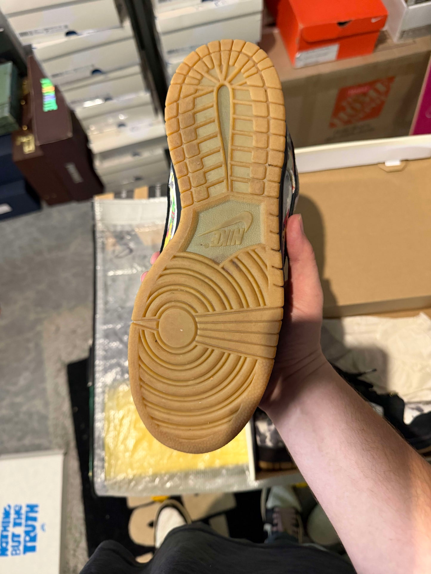 [HY1089] Nike SB Dunk Low Supreme Rammellzee