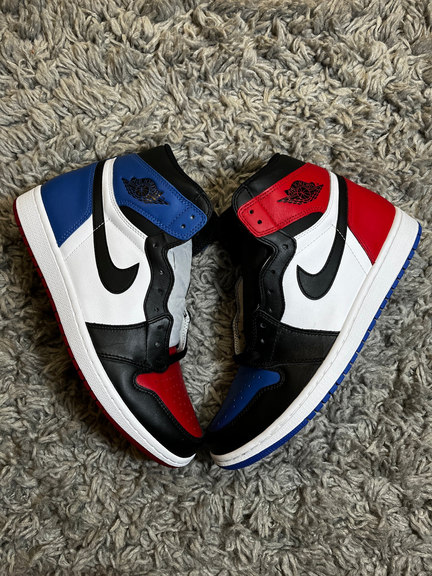 AIR JORDAN 1 RETRO HIGH OG ‘Top 3’