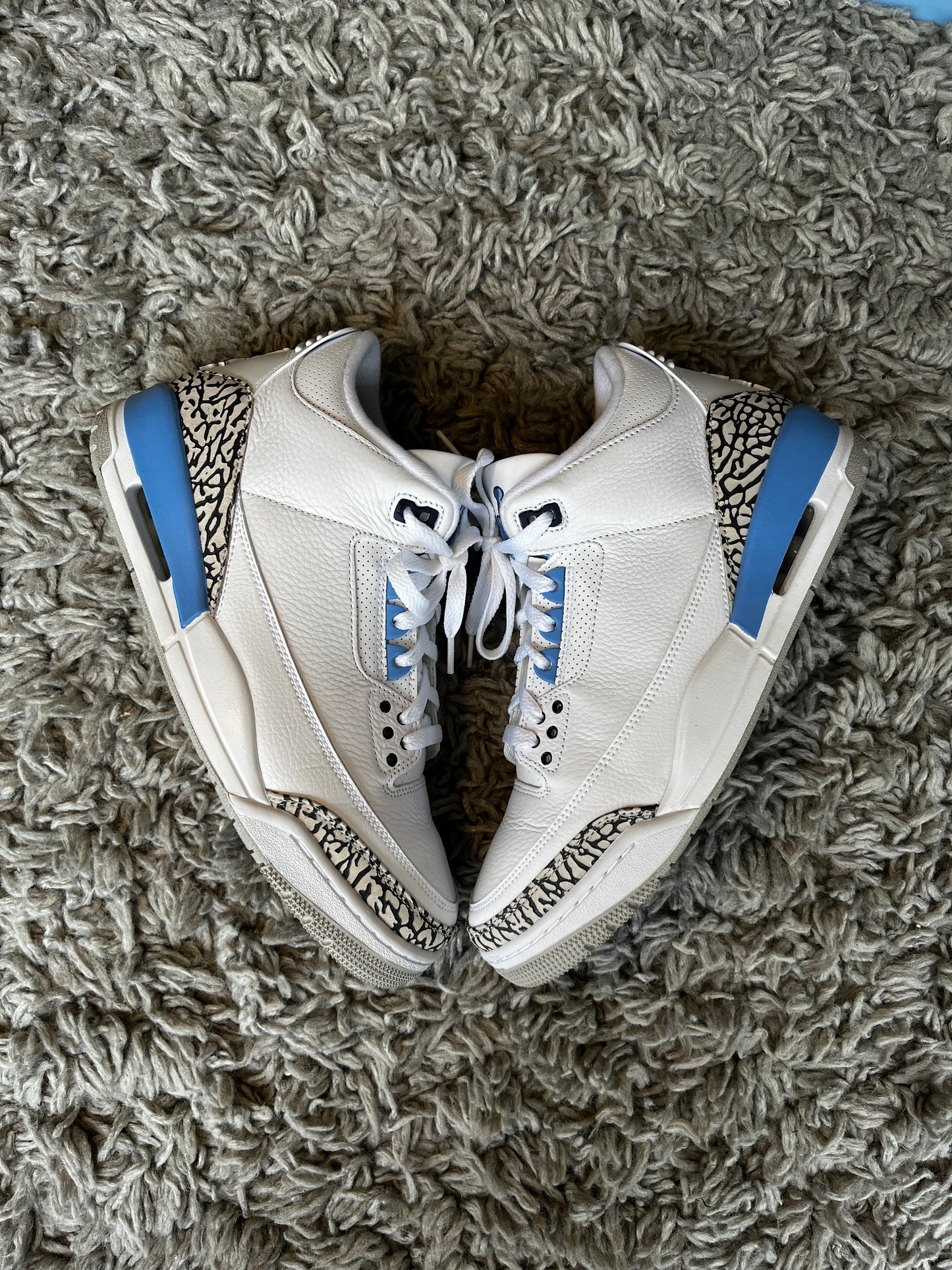 AIR JORDAN 3 RETRO ‘UNC’